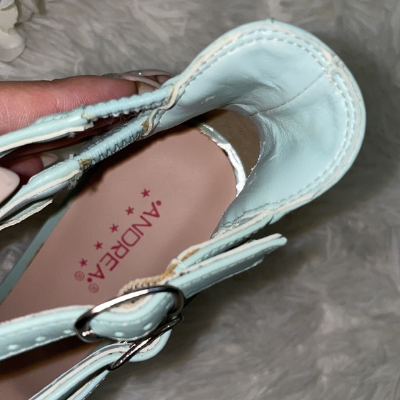 Mint Heels - Picture 13 of 15